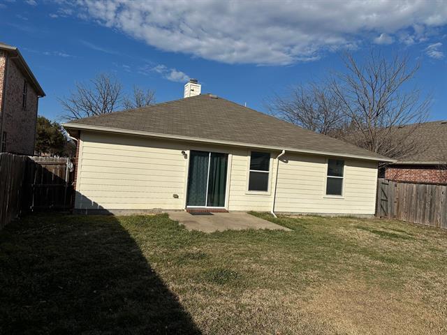 Building Photo - 590 Arthur Dr