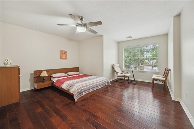 Building Photo - 5526 Wild Milberry Dr