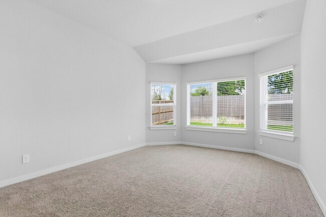 Building Photo - 5403 Kingdom Heights Blvd