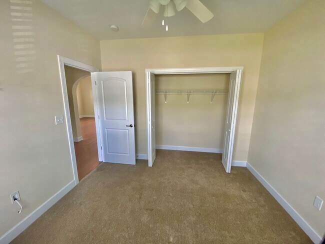 Building Photo - Great Location Single Family Home