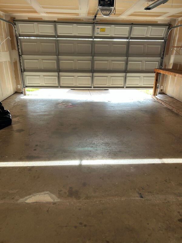 Building Photo - 476 Forest Ln