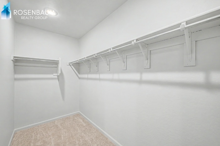 Building Photo - 3520 N La Paz Dr