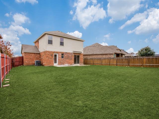 Building Photo - 1208 Boxwood Dr