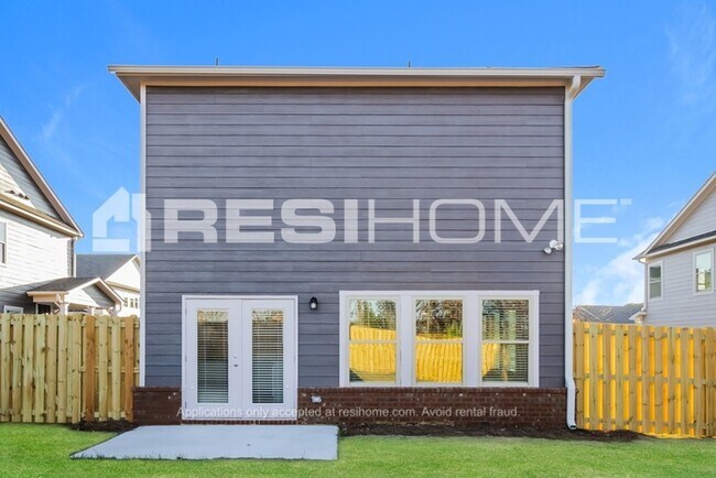 Building Photo - 1009 Tranquil Gdns Pl