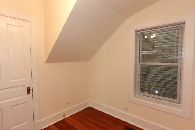 Building Photo - 3358 N Seminary Ave