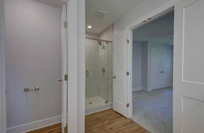 Building Photo - 985 Frontier Trail SW
