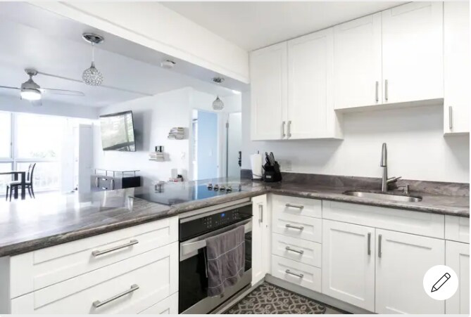 Beautiful Kitchen - 2575 Kuhio Ave