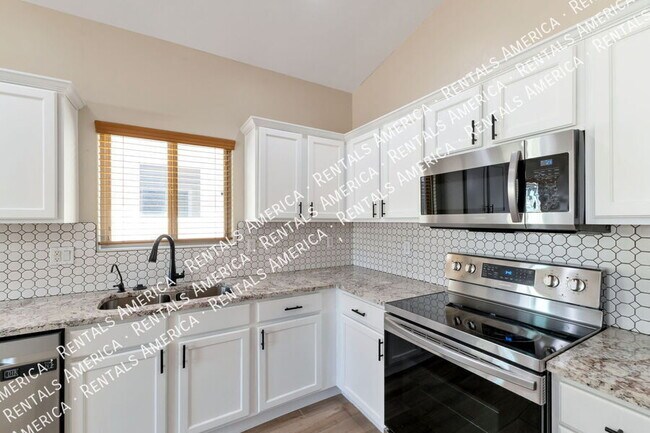 Building Photo - 3077 N Desert Stone Pl