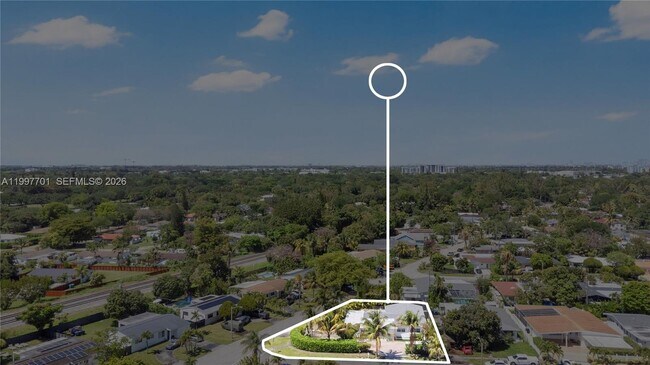 Building Photo - 1089 NE 110th St