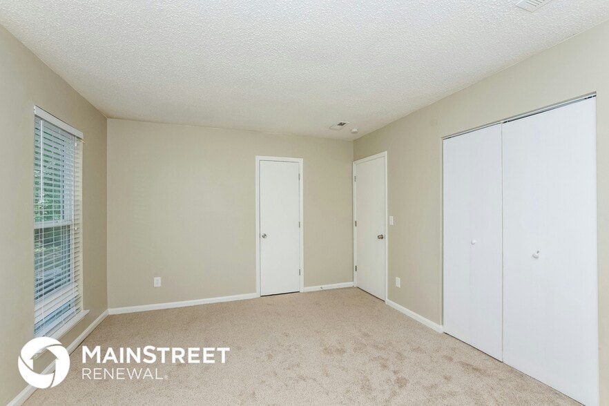 Building Photo - 6022 Woodthrush Dr