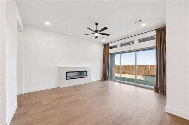 Building Photo - 1415 Woodpecker Ln