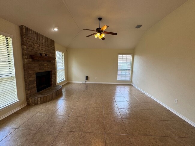 Building Photo - 3-Bedroom House for Rent in Killeen