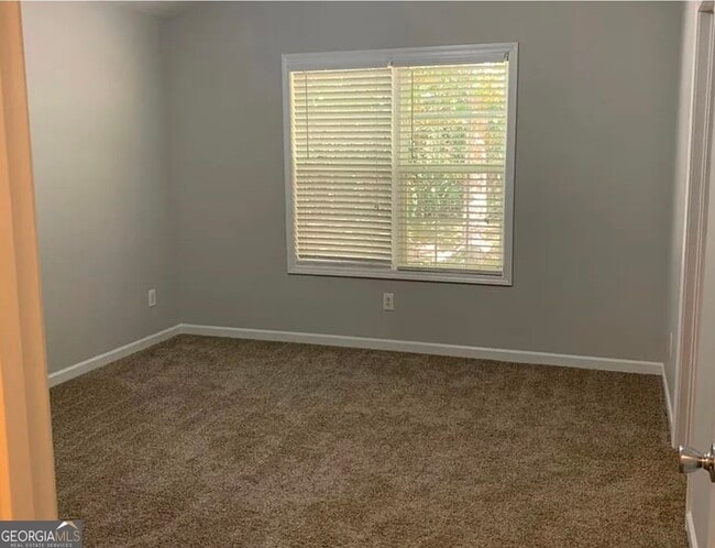 Building Photo - 25 Grier Ln