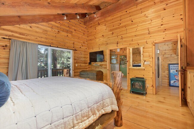 Building Photo - Winter Rental – $10,900/month (5/6-Month L...