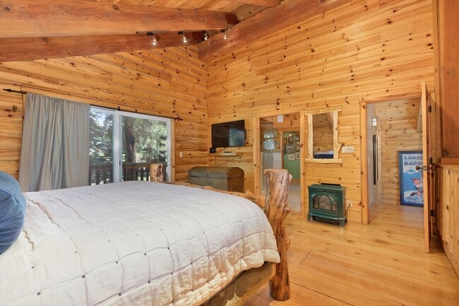 Building Photo - Winter Rental – $14,000/month (6-Month Lease)