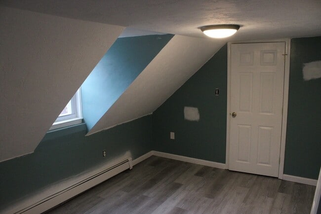 Building Photo - 417 Court St