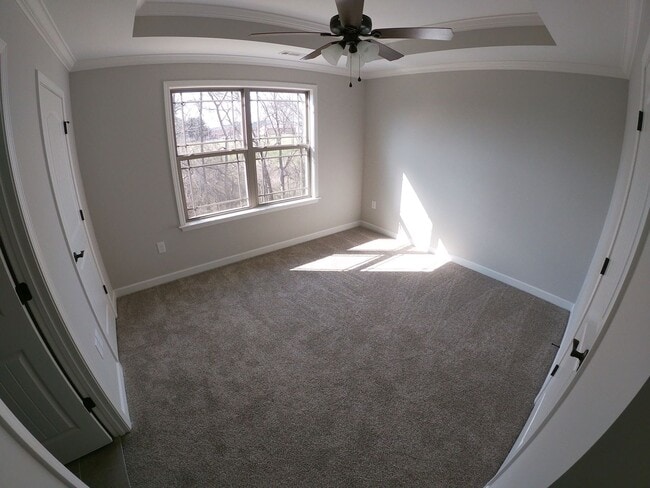 Building Photo - FOR LEASE - 3 Bed, 2.5 Baths, 1300sqft (Ha...