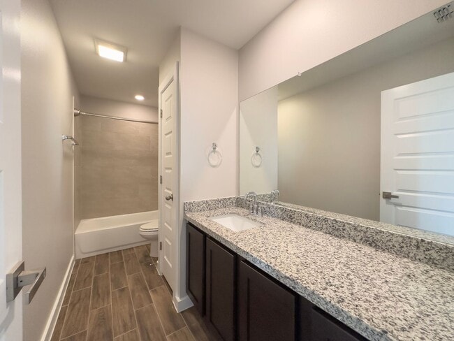 Building Photo - Newly constructed 4bd Home in Villas San A...