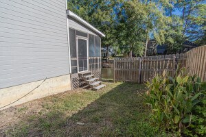 Building Photo - 123 Moss Creek Dr