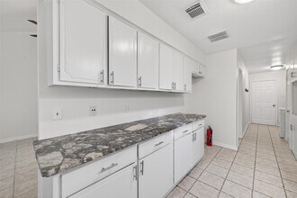 Building Photo - 12818 Westella Dr
