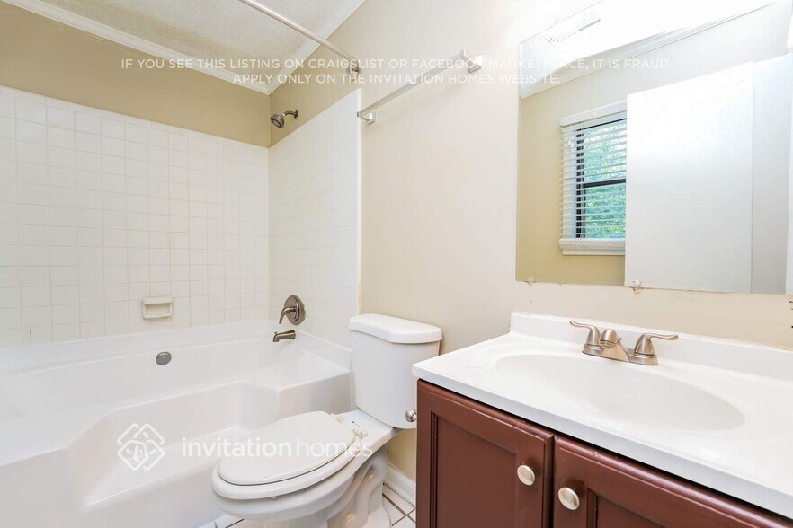 Building Photo - 2742 Mountbery Dr