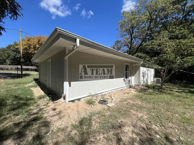 Building Photo - Remodeled 2 Bed 1 Bath in Mabank