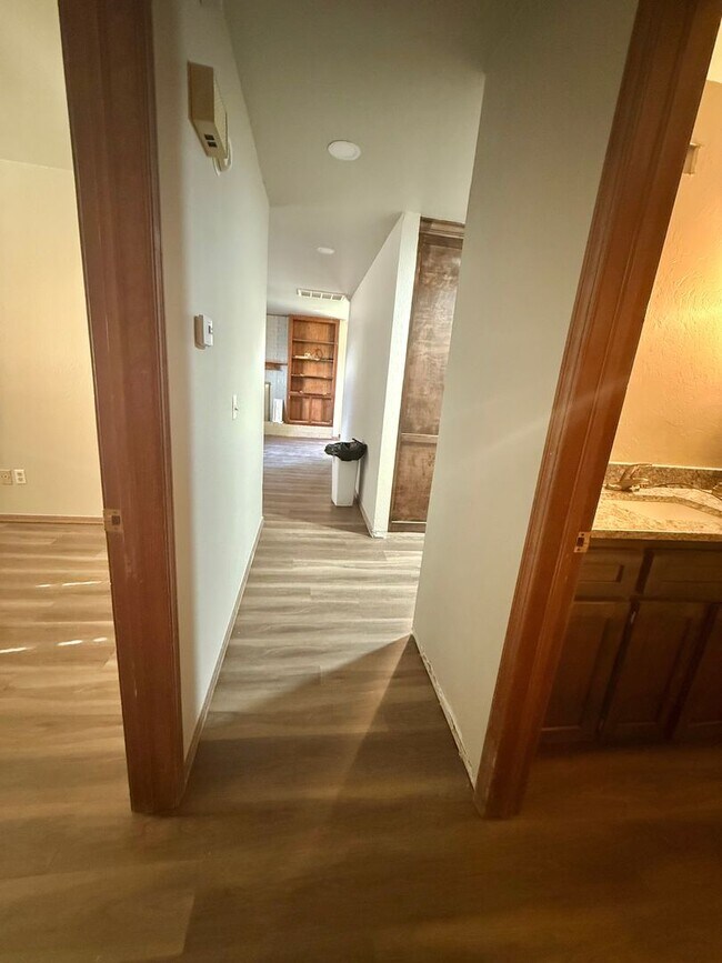 Building Photo - Complete new remodel 3-2-2 home off Broadw...