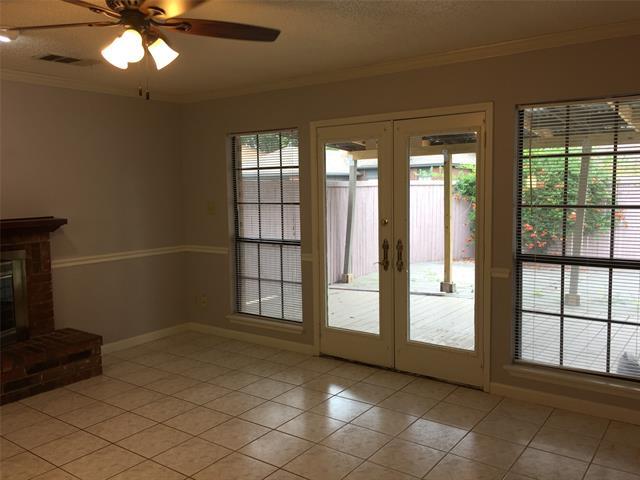 Building Photo - 983 Mauve Dr