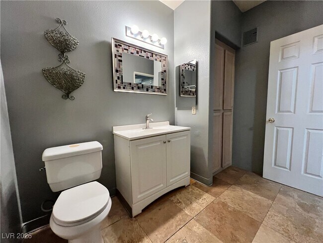 Building Photo - 2615 W Gary Ave