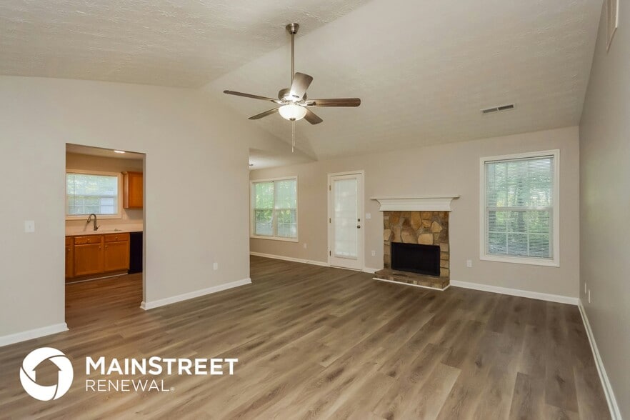 Building Photo - 151 Longstreet Ct