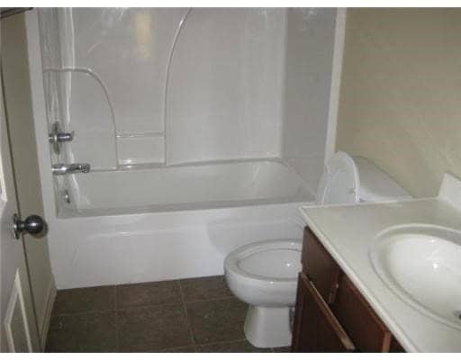 Building Photo - 1773 N Chestnut Ave