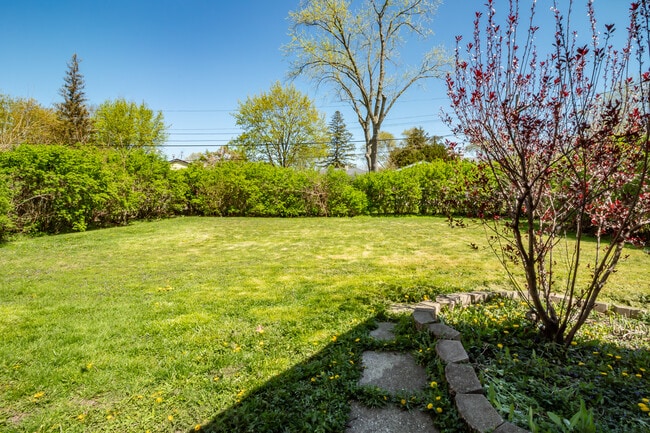 Building Photo - 597 Nash Rd