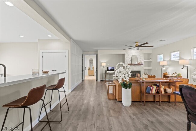 Building Photo - 4346 Prada Pl