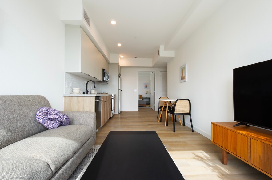 Living Room - 738 Normandie