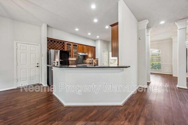 Building Photo - 23822 Wellington Ct Blvd