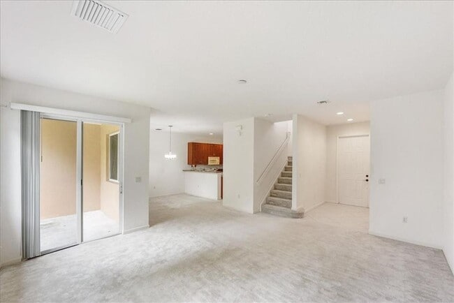 Building Photo - Gated Community in Vero Beach