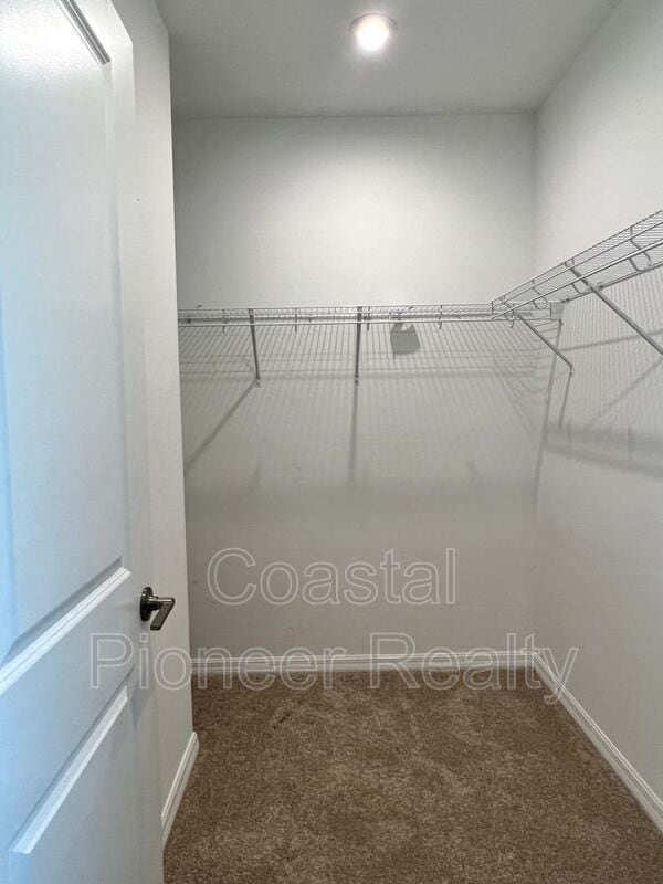 Building Photo - 5569 Tranquila Ln