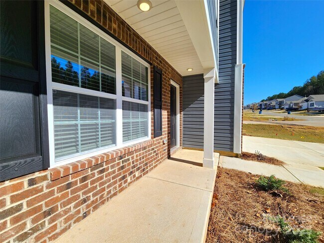 Building Photo - 2973 Sherrills Strm Dr