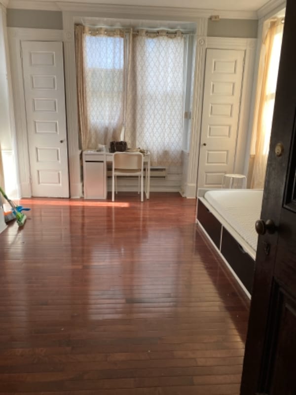 Building Photo - 205 N 36th St