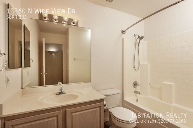 Building Photo - 13360 N Wide View Dr