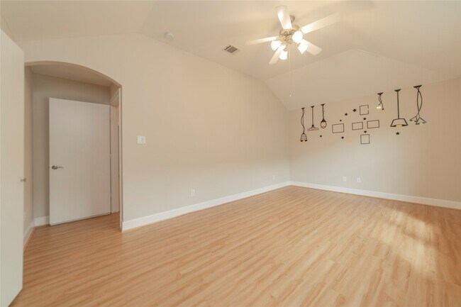 Building Photo - 3718 Main Aspen Dr