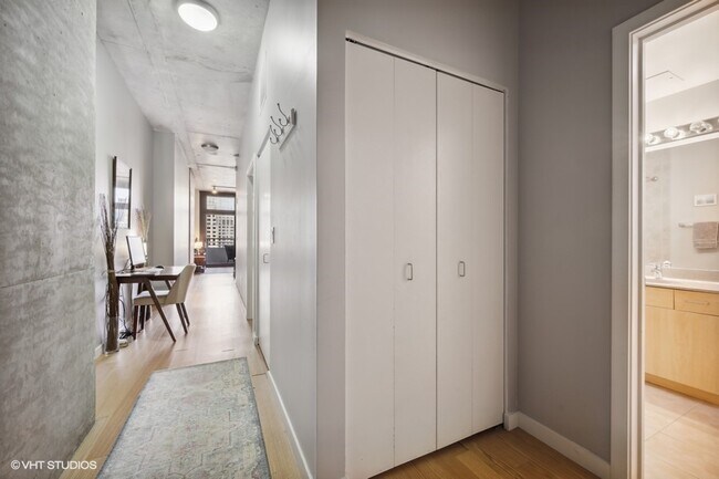 Building Photo - 235 W Van Buren St