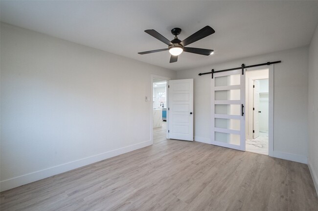 Building Photo - 2529 Wood Valley Dr