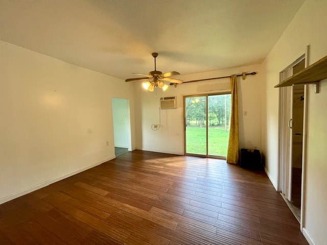 Building Photo - 714 Searcy Ave
