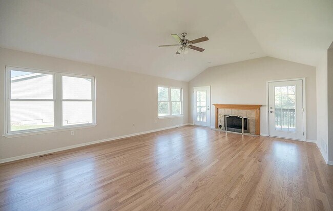 Building Photo - 2126 Kingsmill St