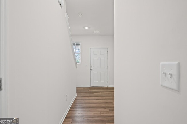 Building Photo - 1016 Depot St