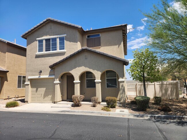 Building Photo - A Beautiful 3 Bedroom 2 story home in SW. ...