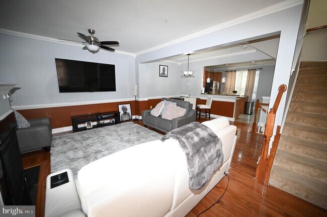 Building Photo - 9310 Paragon Way