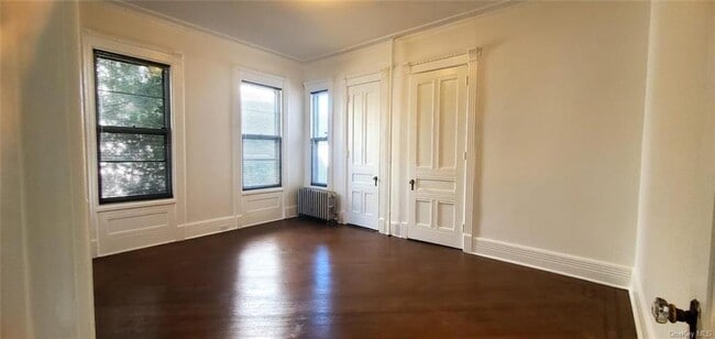 Building Photo - 132 Cottage Ave