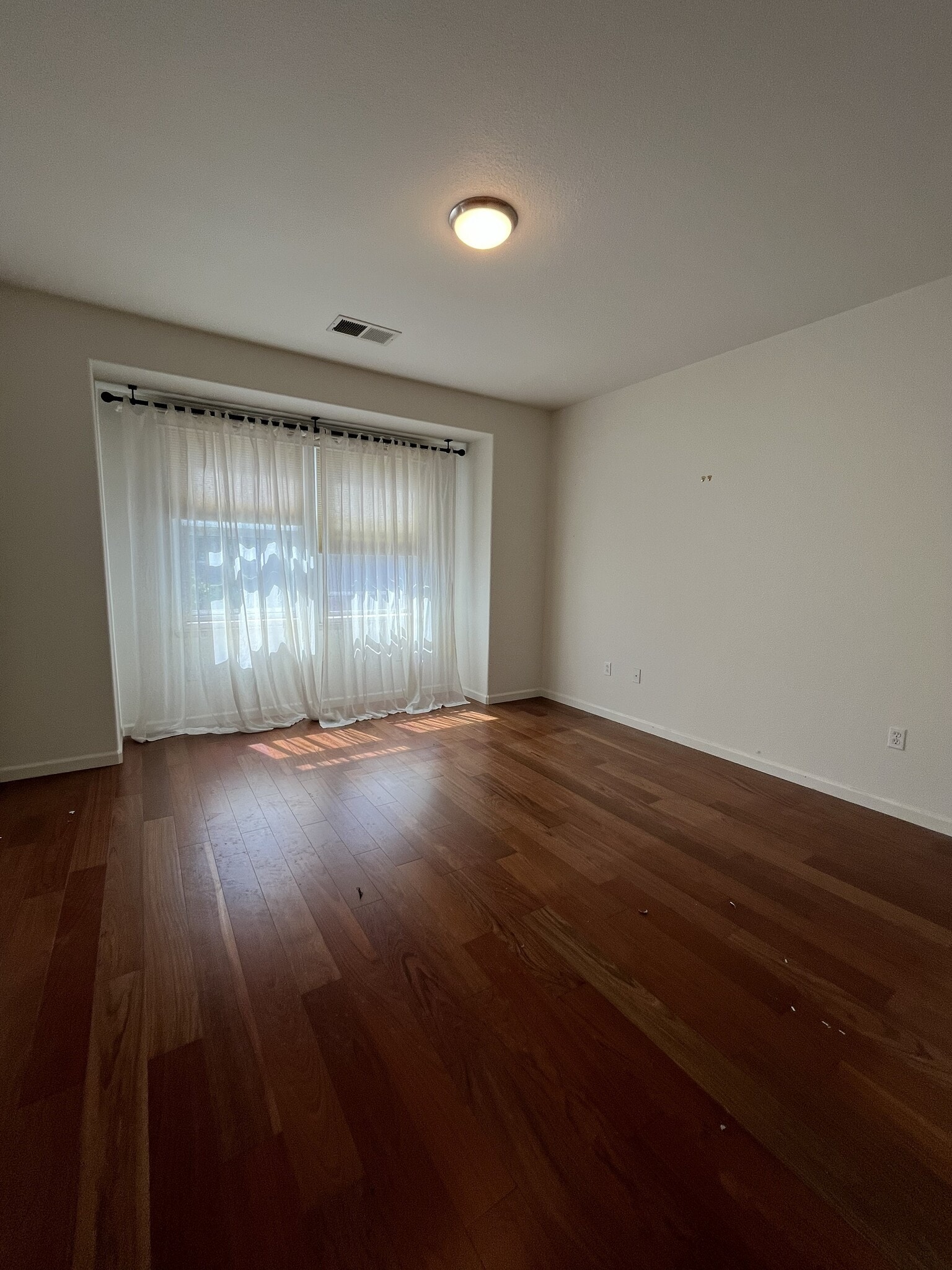 Building Photo - 4656 Snead Dr